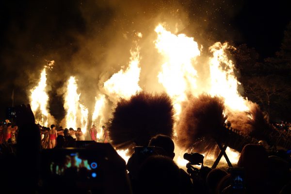 守山のイベント「勝部の火祭り」
