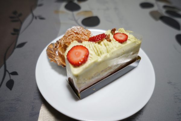 守山玻璃絵館 食レポ 滋賀県no1の洋菓子屋クラブハリエのケーキがおいしかった 滋賀のwebマガジン しがとら