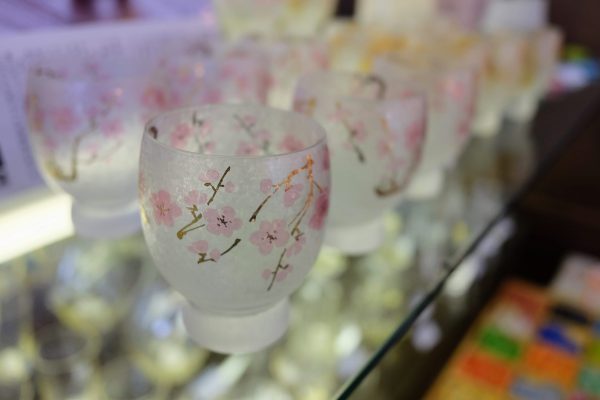 黒壁ガラス館（長浜梅）。長浜は日本で最も有名な盆梅展も行われます。